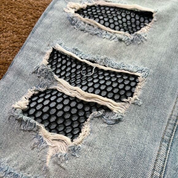 TopShop Womens Light Blue Moto Bleach Fishnet Distressed Mom Jeans Size 28 - Picture 4 of 13